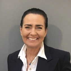 Tatjana Hjorth, Senior Consultant für Pferdeimmobilien und Reitsportanlagen
